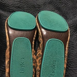 Leopard print Tieks size 7